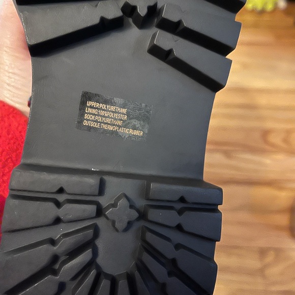 American Eagle Black Chunky Boots Size 7 90s Grunge Y2K Style Faux Leather - Picture 7 of 7